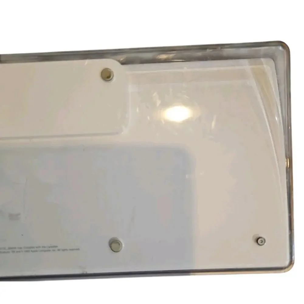 Apple A1048 Wired USB Keyboard - White - Tested